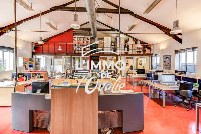 Local commercial - 292 m² - 8 pièces