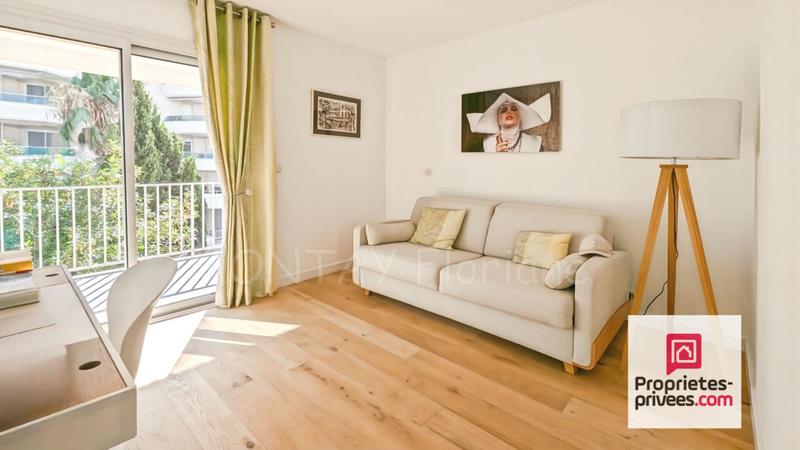 Appartement - 89 m² - 4 pièces