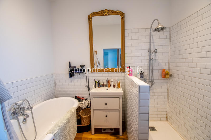 Maison - 137 m² - 4 pièces