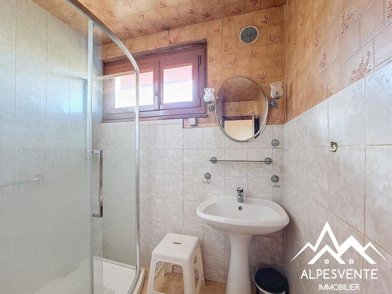 Demeure - 92 m² - 5 pièces