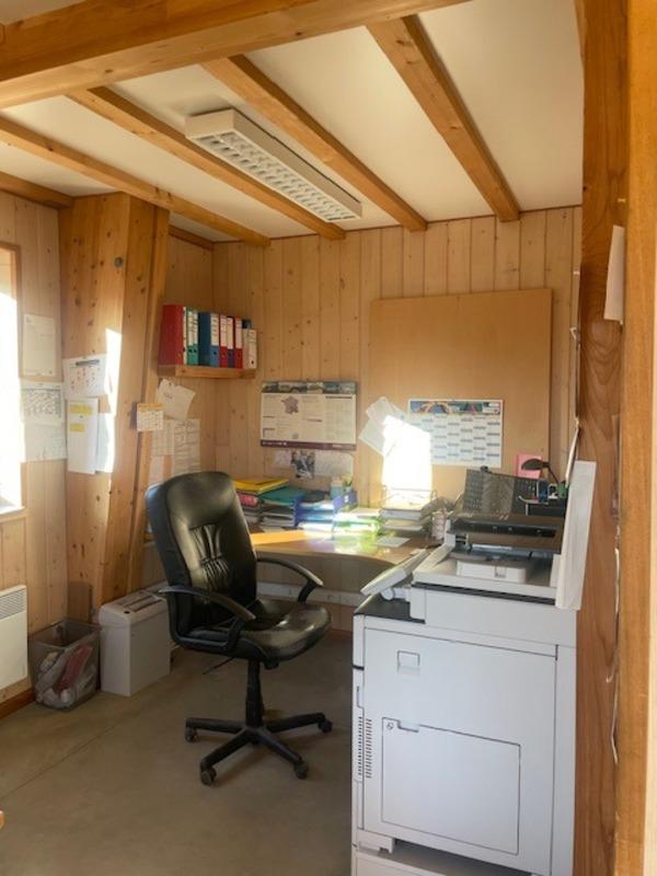 Local d'activité / Entrepôt - 600 m² - 5 pièces