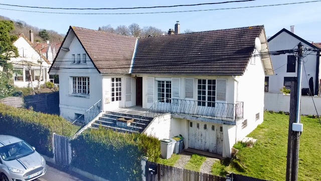 Maison - 92 m² - 4 pièces