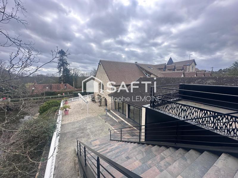 Local commercial - 2 200 m² - 29 pièces