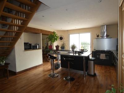 Maison - 156 m² - 6 pièces