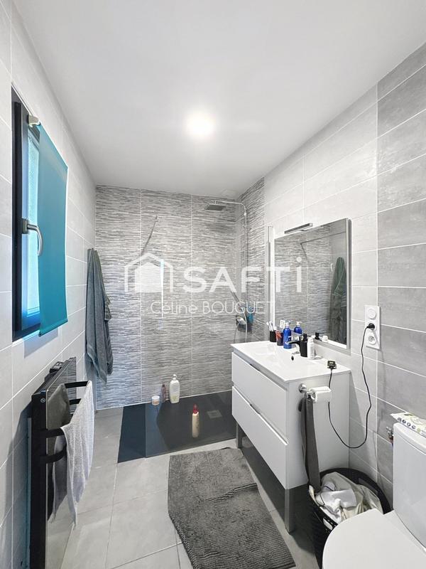 Maison - 94 m² - 5 pièces