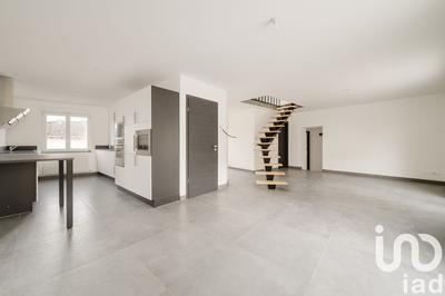 Maison - 125 m² - 5 pièces