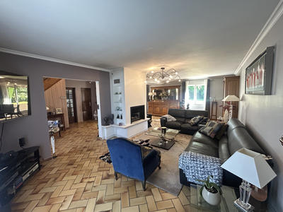 Maison - 158 m² - 5 pièces