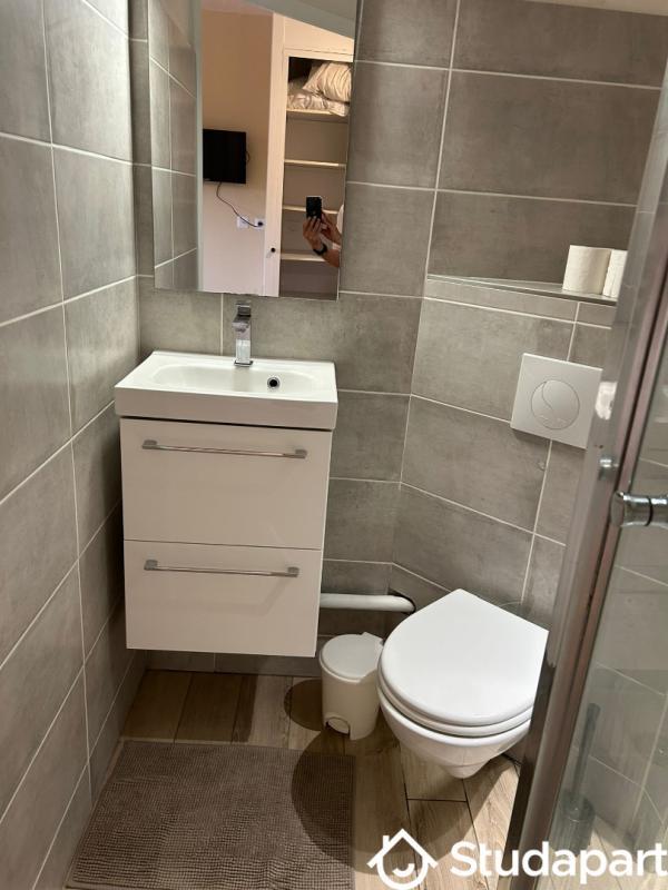 Chambre - 13 m² - 1 pièce