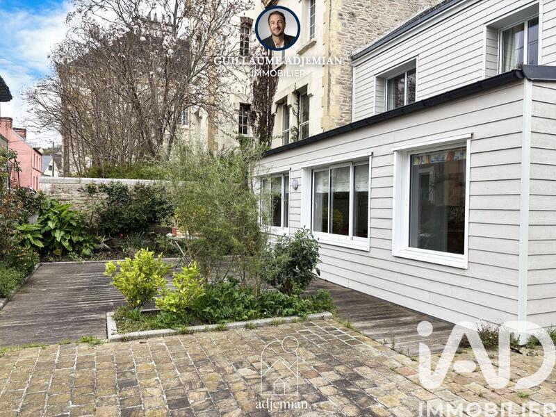 Maison - 179 m² - 8 pièces