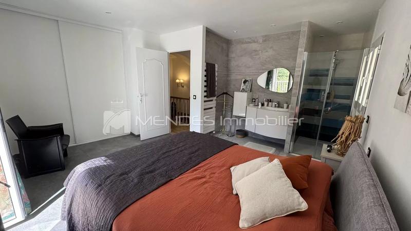 Villa - 138 m² - 5 pièces