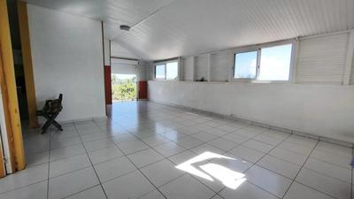 Immeuble - 241 m² - 11 pièces