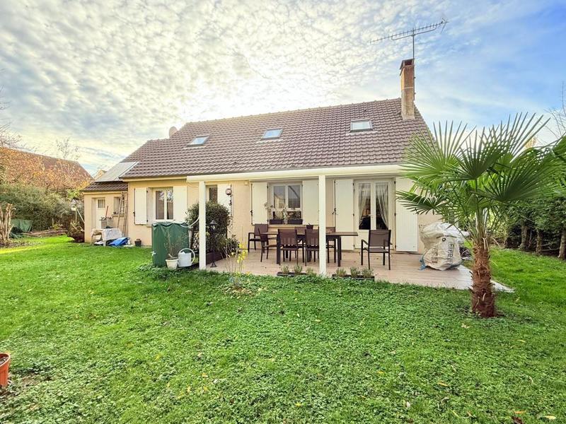 Maison - 112 m² - 6 pièces