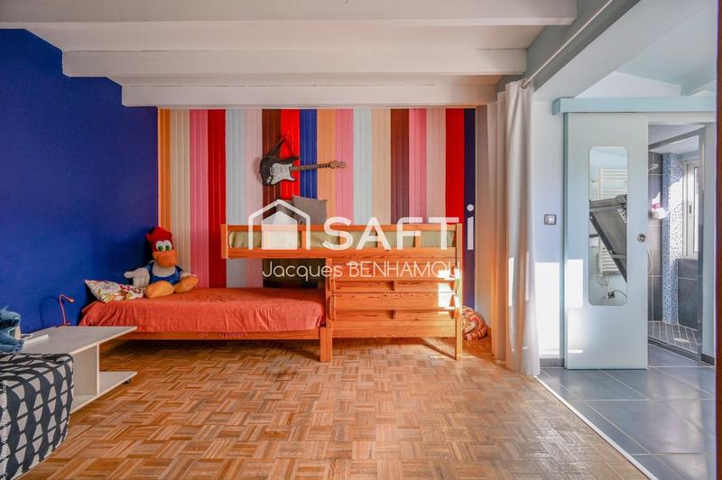 Maison - 391 m² - 7 pièces