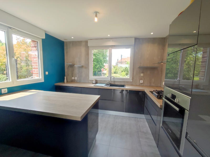 Maison - 150 m² - 7 pièces