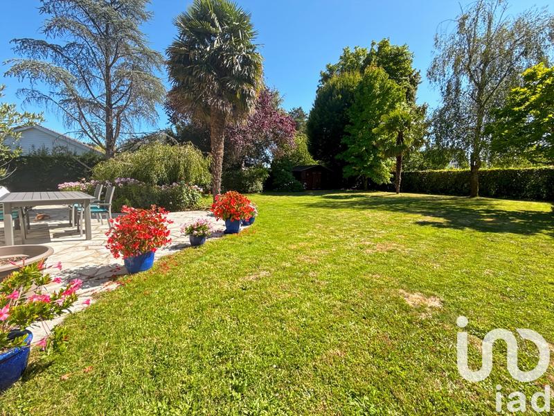 Maison - 180 m² - 7 pièces