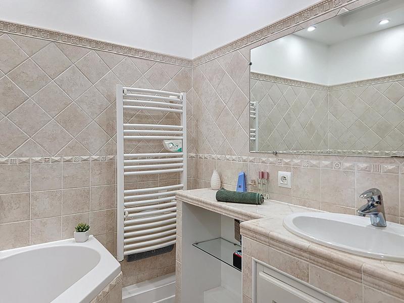 Appartement - 103 m² - 4 pièces