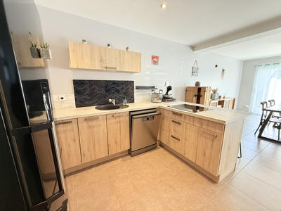 Maison - 96 m² - 4 pièces