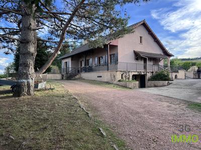 Villa - 160 m² - 7 pièces