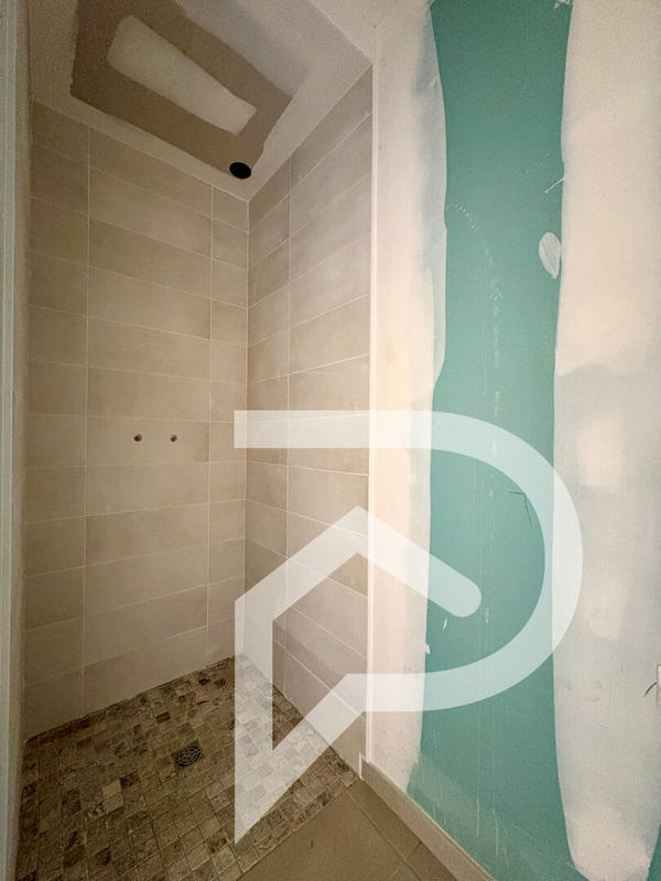 Maison - 104 m² - 5 pièces