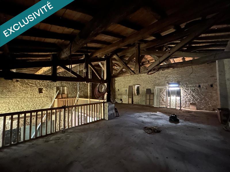 Maison - 214 m² - 6 pièces