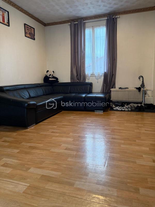 Maison - 114 m² - 6 pièces