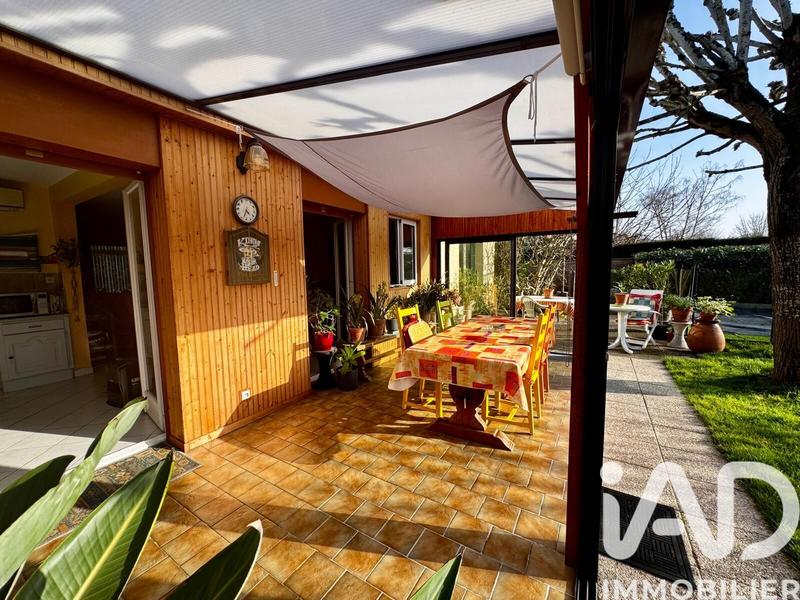 Maison - 137 m² - 7 pièces