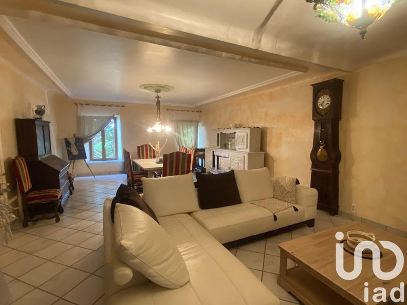 Maison - 357 m² - 11 pièces