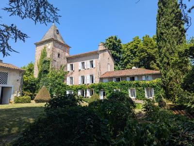 Manoir - 410 m² - 10 pièces