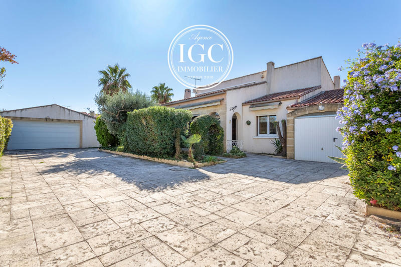 Maison - 240 m² - 6 pièces