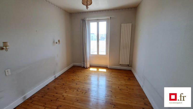 Appartement - 98 m² - 4 pièces