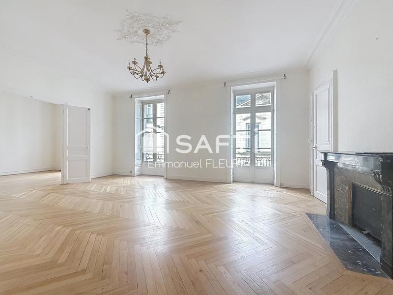 Appartement - 109 m² - 4 pièces