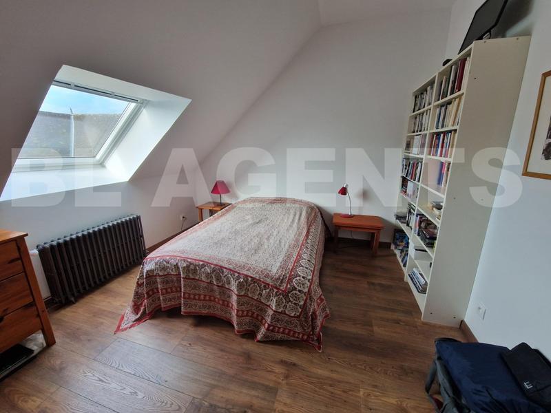 Propriété - 342 m² - 12 pièces