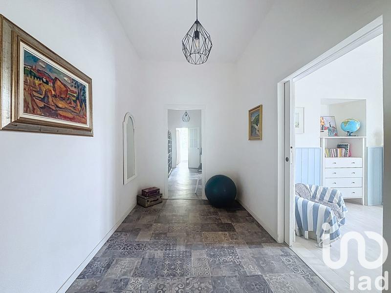 Maison - 217 m² - 8 pièces