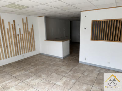 Local commercial - 60 m²