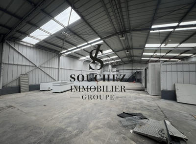 Local d'activités - 1 000 m² - 5 pièces