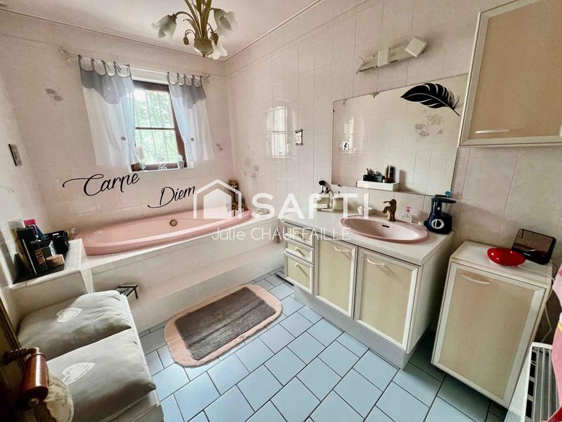 Maison - 185 m² - 7 pièces