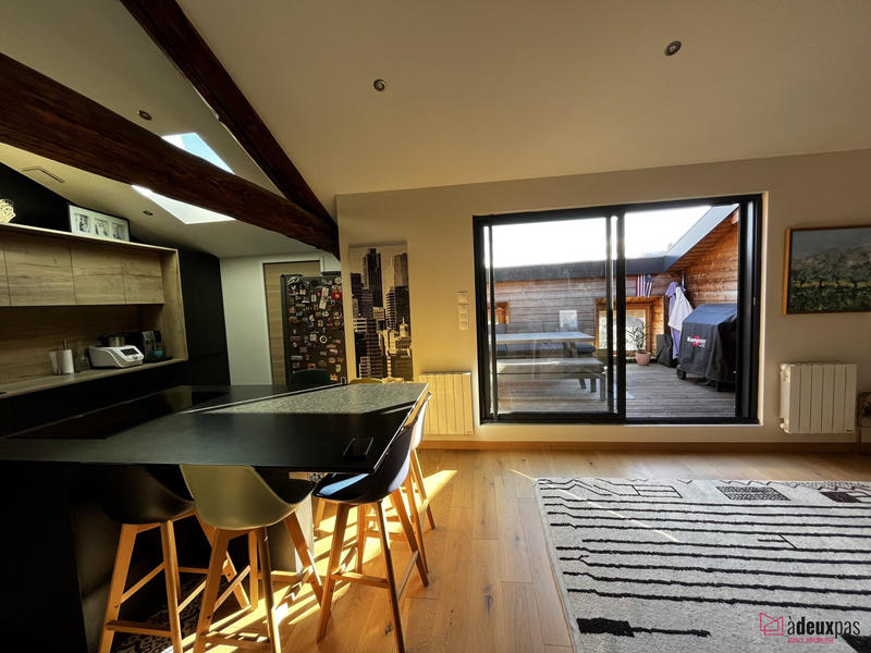 Appartement - 150 m² - 6 pièces