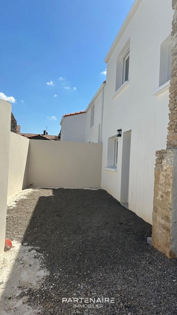 Maison - 80 m² - 4 pièces