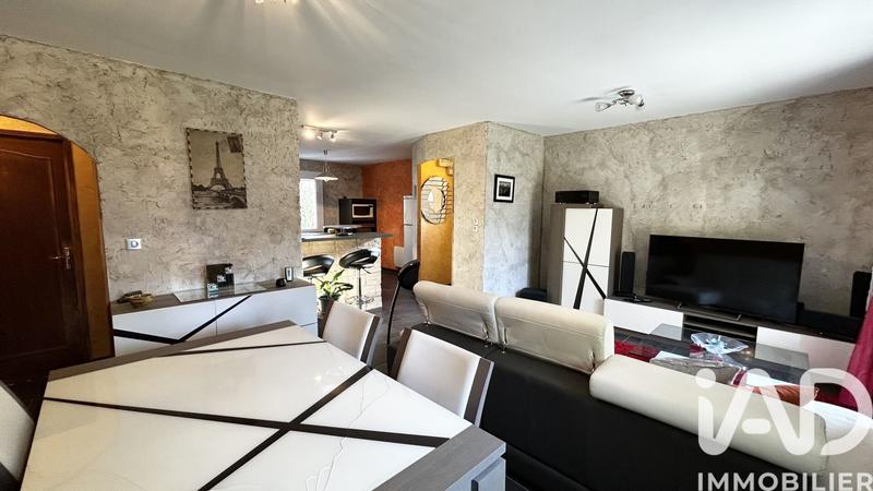 Maison - 105 m² - 6 pièces