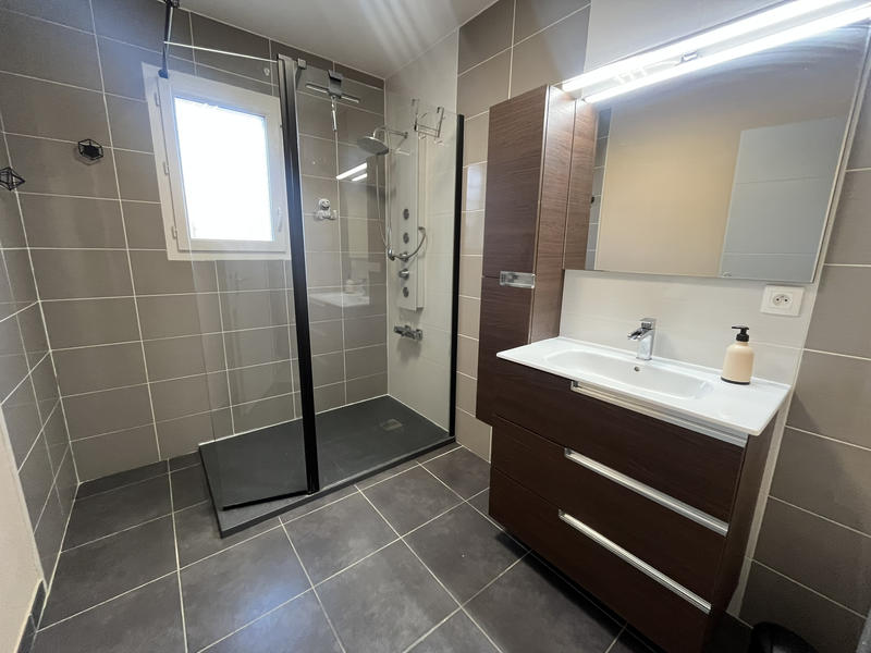 Villa - 92 m² - 4 pièces