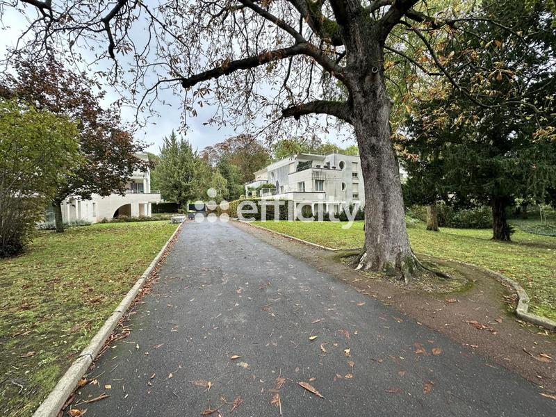 Appartement - 130 m² - 6 pièces