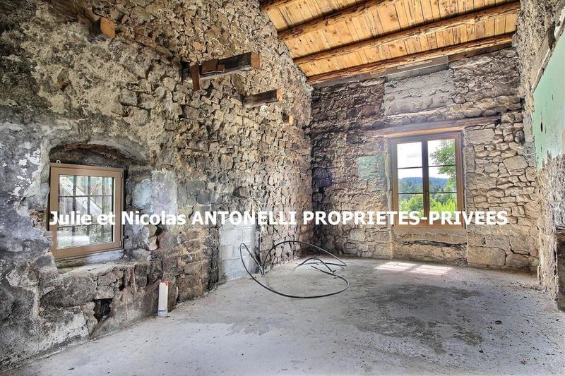 Maison - 180 m² - 6 pièces