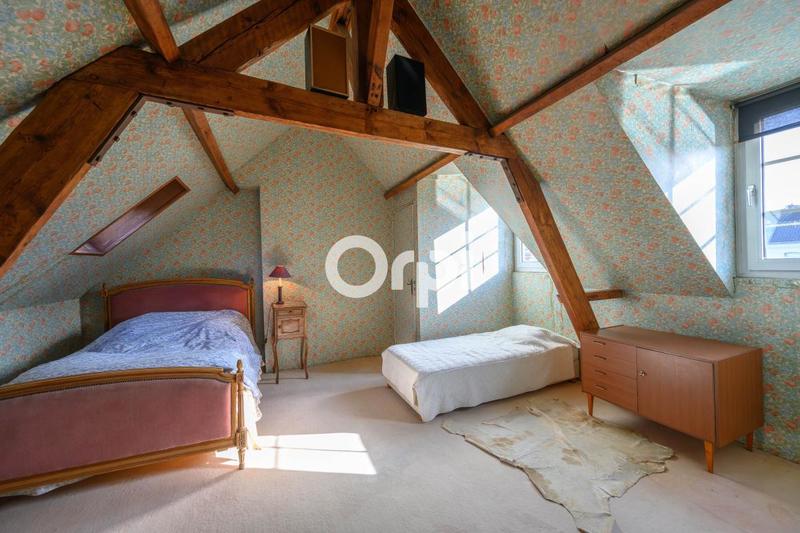 Maison - 232 m² - 9 pièces