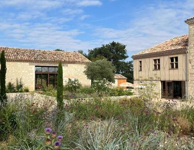 Maison - 600 m² - 17 pièces