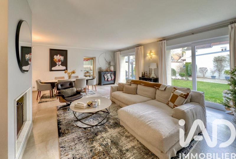 Maison - 176 m² - 6 pièces