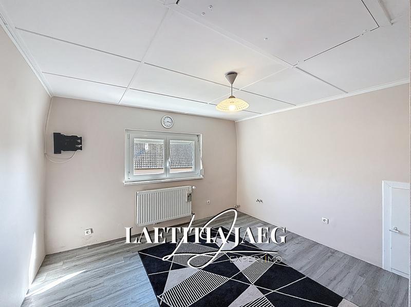 Maison - 272 m² - 10 pièces