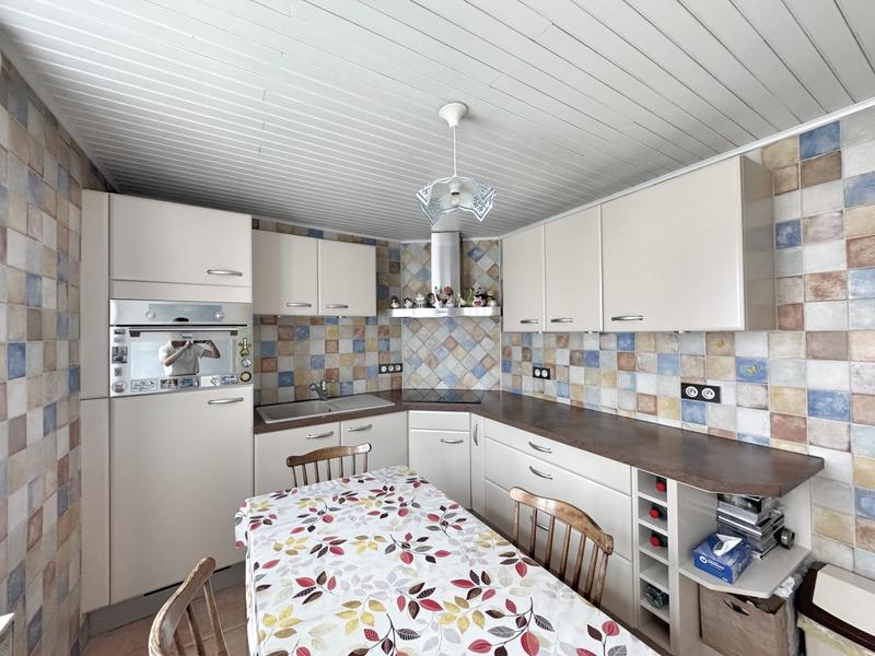 Appartement - 65 m² - 3 pièces