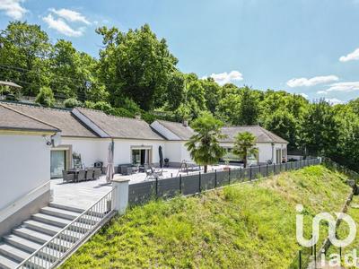 Maison - 294 m² - 7 pièces