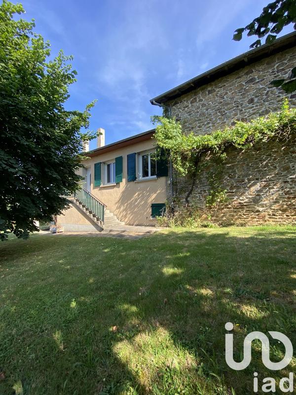 Maison - 90 m² - 5 pièces