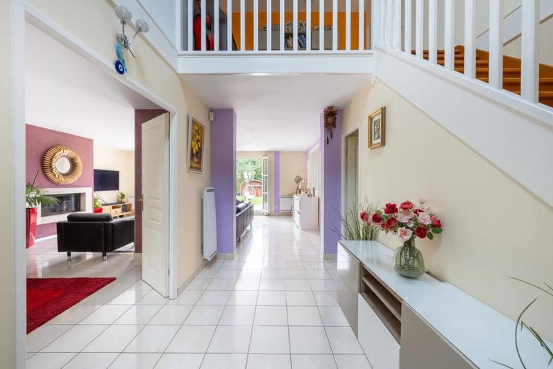 Maison - 199 m² - 7 pièces